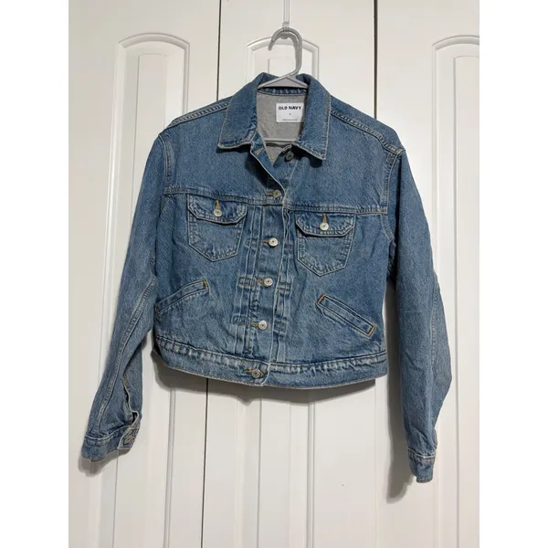 Old Navy Denim Jacket Cropped Blue Button Front Small Classic Casual Aesthetic - Image 2