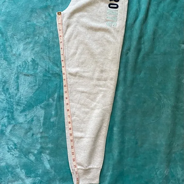Aeropostale Women’s Cream Fleece Joggers - Image 5