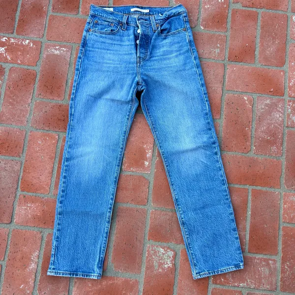Levi’s Wedgie Straight Jeans Size 26 - Image 2