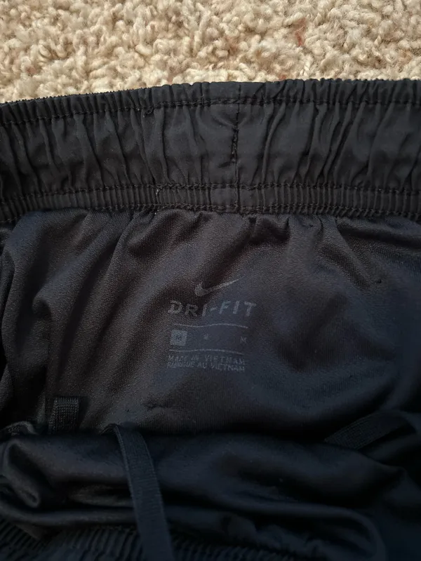 Nike Shorts Dri-Fit - Image 3