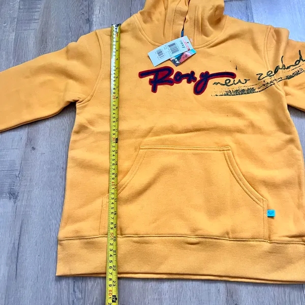 Roxy NWT Yellow Hoodie Sweatshirt “ New Zealand” Girl’s Women’s Size L - Image 4