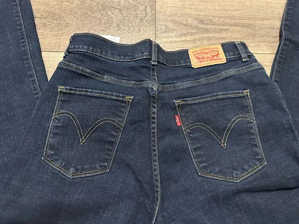 Levi’s Jeans - Image 2