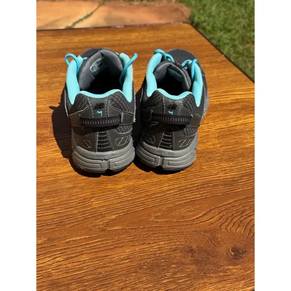New Balance Tektrel Trail Shoes Gray Teal Womens 11 Hiking WE431GB1 - Image 8