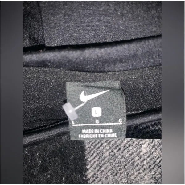 Nike Pullover Black Sweatshirt - Image 2