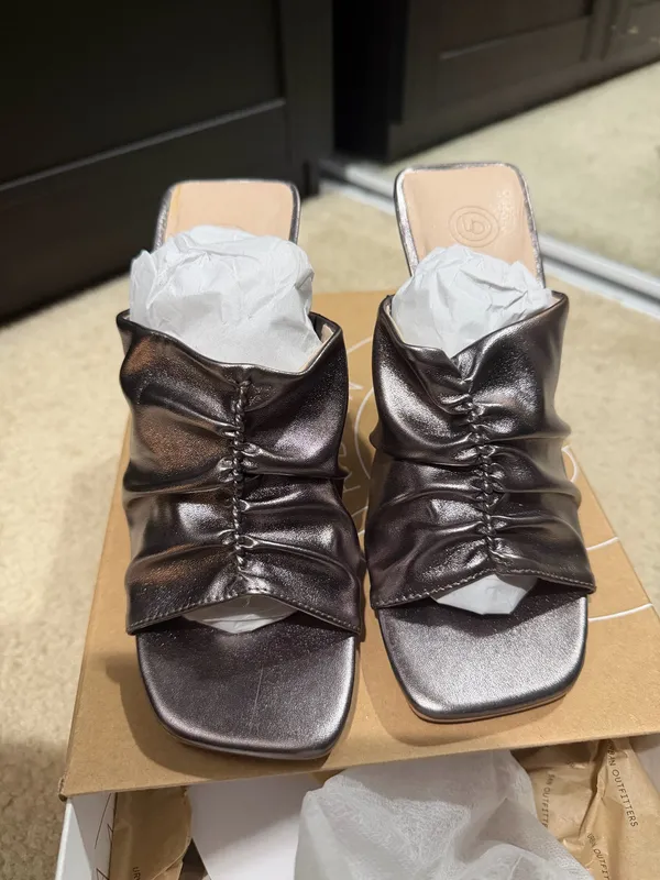 Metallic urban outfitters heels  - Image 4