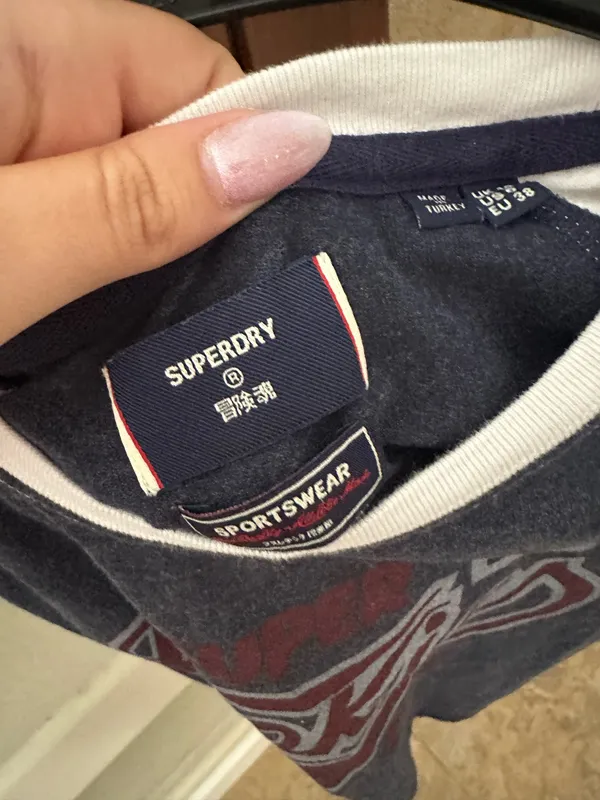 Graphic Superdry Tee - Image 2