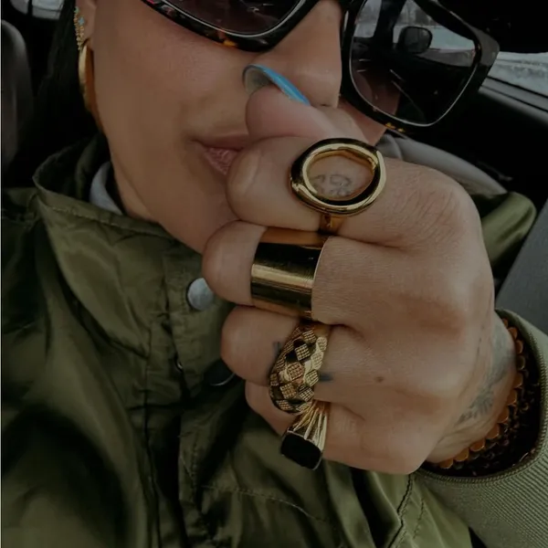 Gold infinity ring Size 8 - Image 2