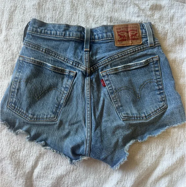 Levi’s 501 Denim Shorts - Image 2