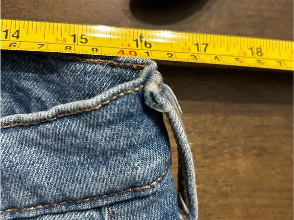 Universal Thread Straight-Leg Mid Wash Blue Jeans Button Fly Size 14 - Image 6
