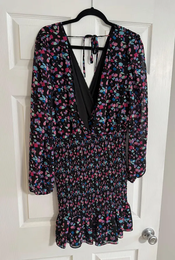 Smocked V Neck Balloon Sleeve Runch Waist Surplice Dress - Image 2