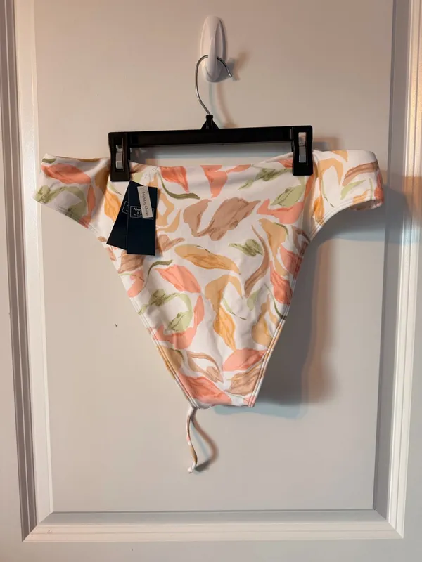 NWT Abercrombie & Fitch High Leg Cheeky Bikini Bottoms XL - Image 2