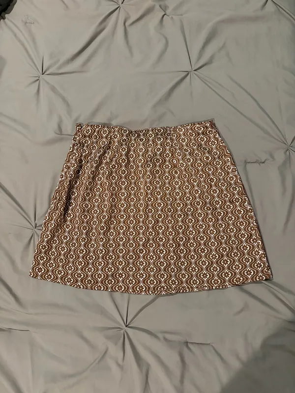 Geometric Brown Mini Skirt - Image 2