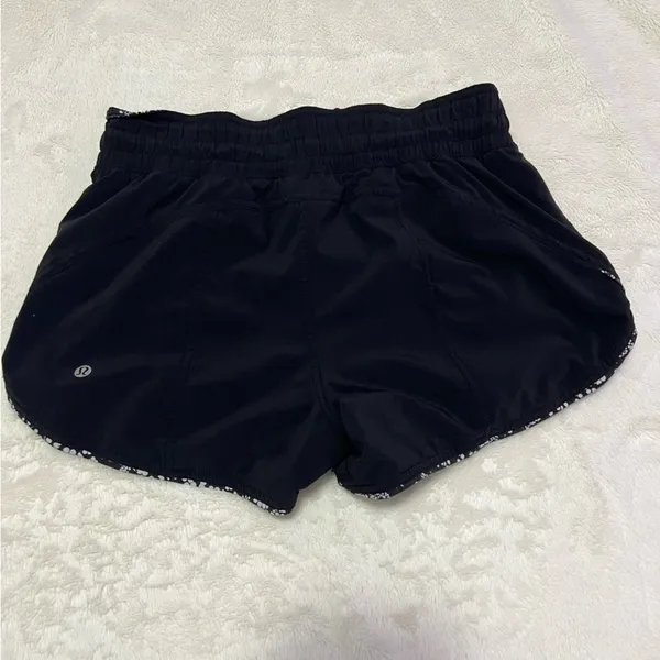 Lululemon Reversible choose a side athletic shorts - Image 3