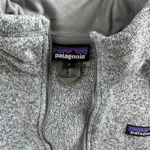 Patagonia women’s quartzip sweatshirt jacket - Image 3
