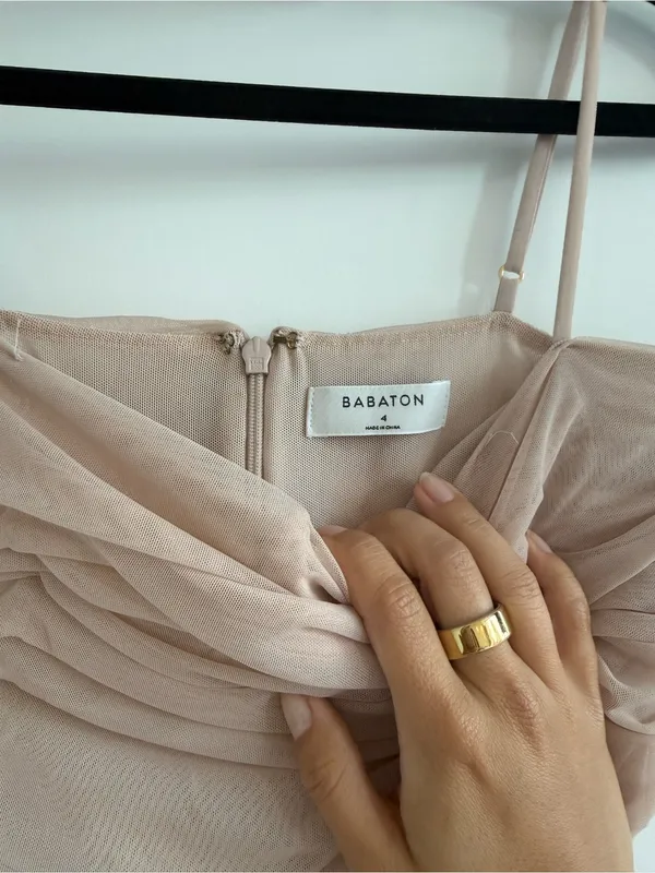Aritzia Babaton Ruched Mesh Cami Top in Blush Pink - Image 3