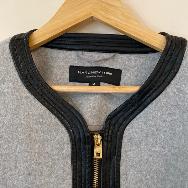 Marc New York Gray Wool Faux Leather Trim Poncho Size Medium Preppy Retro - Image 2