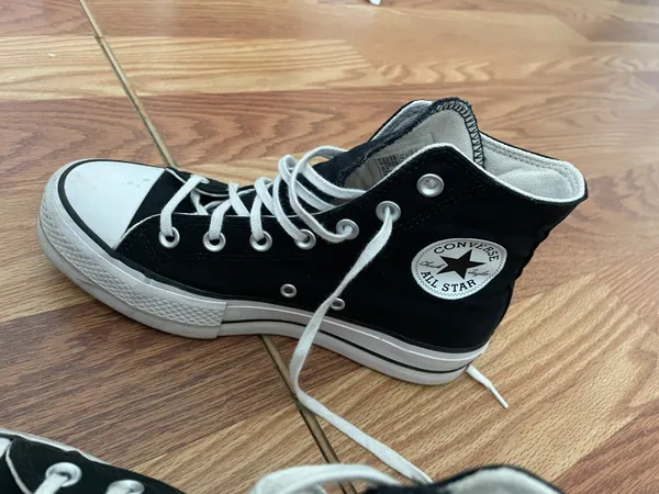 Converse Platform Black And White - Image 2