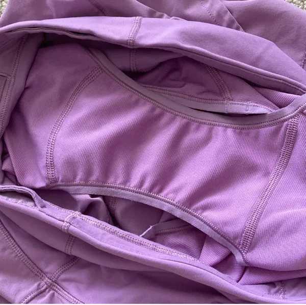 LULULEMON Speed Up Medium Rise Shorts 4” Size 4 Jubilee Purple EUC - Image 12