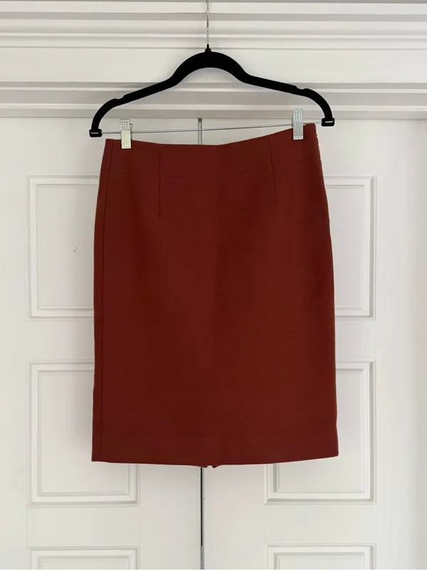 J. Crew 100% Double-Serge Wool Pencil Skirt, size 2 - Image 4