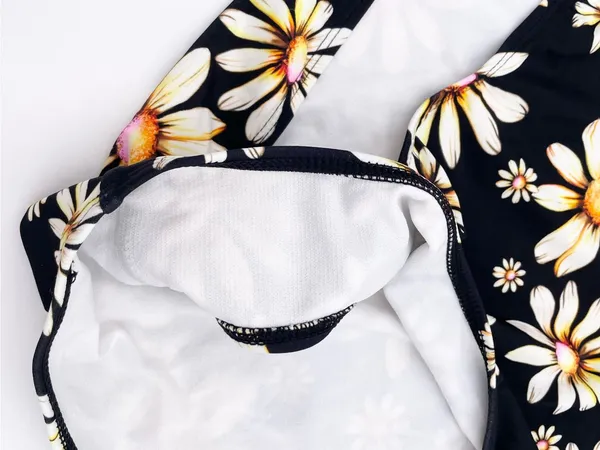 No Boundaries High Leg One Piece Swimsuit Size XL Black Daisy Floral Print 90s - Image 8