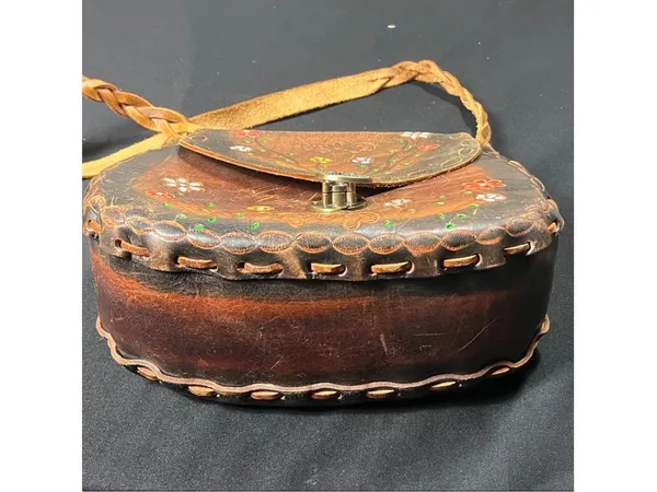 Handmade Handcrafted Brown Floral Tooled Leather Crossbody Bag - Image 8