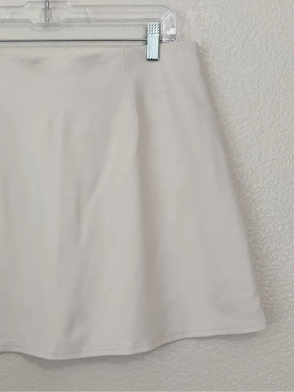 American Eagle Outfitters Cream Front Side-Slit Skort, Sz Large - Image 7