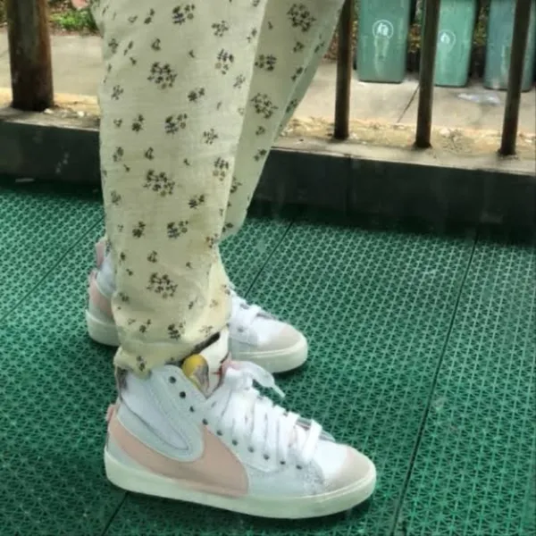 New Nike Blazer Mid 77 Jumbo Shoes - Image 3