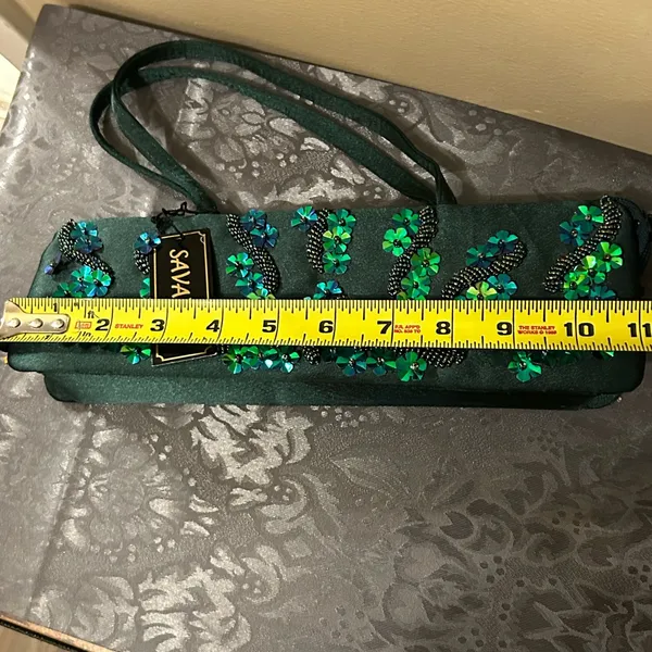 Savanna Green Sequin formal Clutch - Image 11