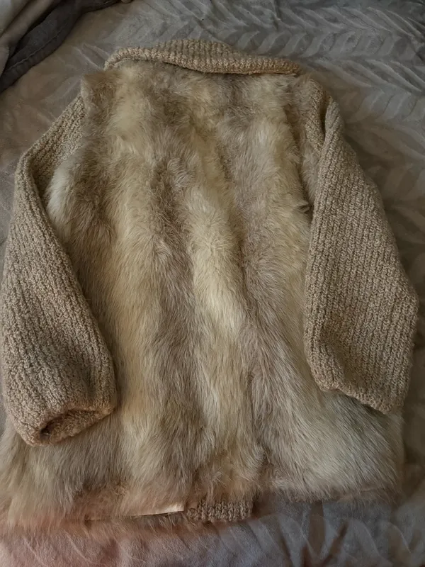 D’Esprit Women’s Faux Fur Coat - Image 2