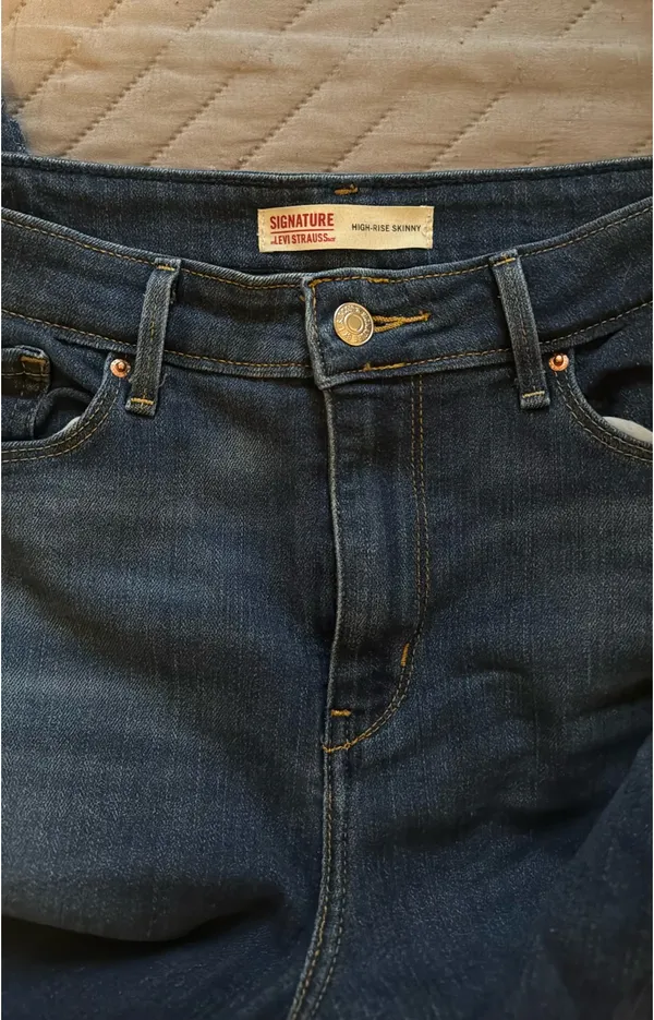 Signature by Levi Strauss Jeans - Image 3