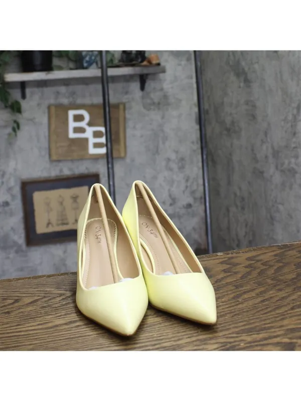 On 34th Womens Mariahh Pointed Closed Toe Stiletto Pump Heels Yellow 6.5M - Image 3