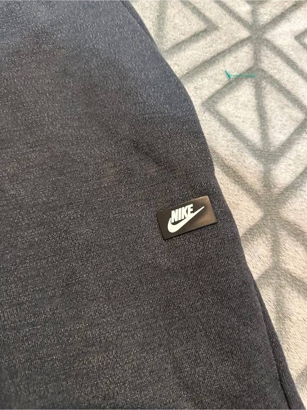 Nike Black Slim Fleece Joggers with Drawstring - Image 2