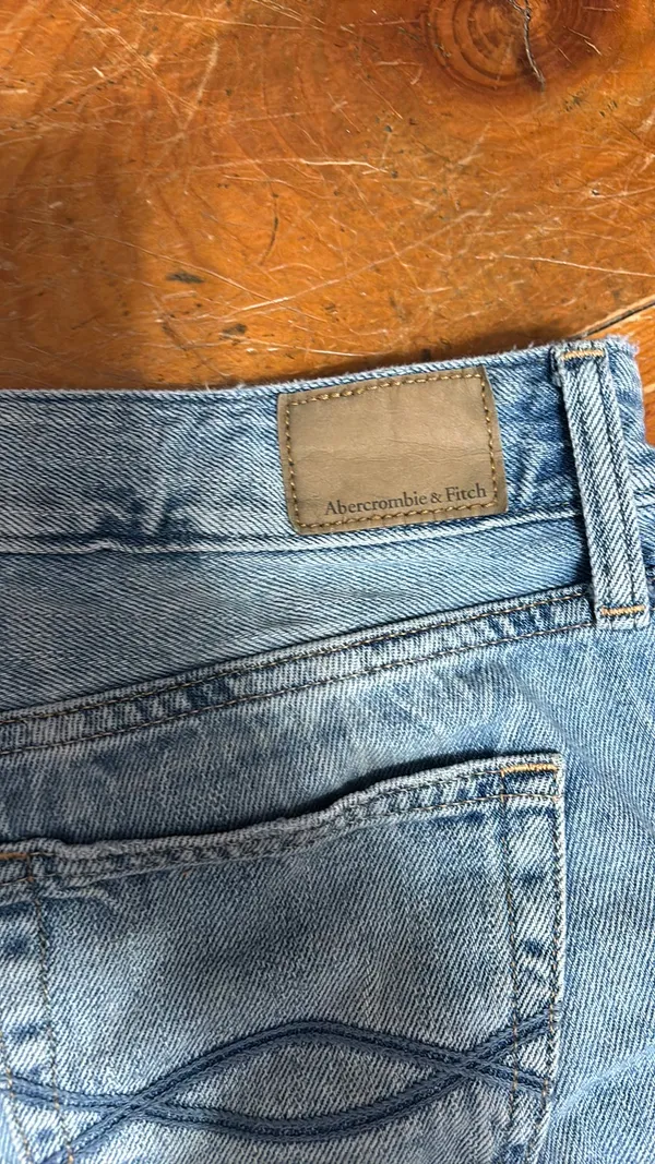 Abercrombie Low-Rise Shorts Jean - Image 3