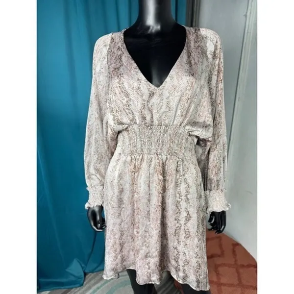 FATE Snake Print V Neck‎ Long Sleeve Smocked Waist Mini Dress Women's Size L - Image 2