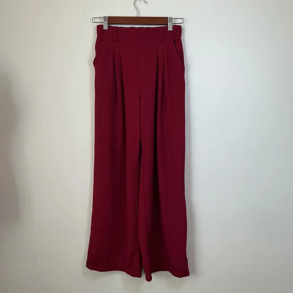 Halara Pleated Wide Leg Trousers Red High Waisted Elastic Back XS Regular Pkt - Image 2
