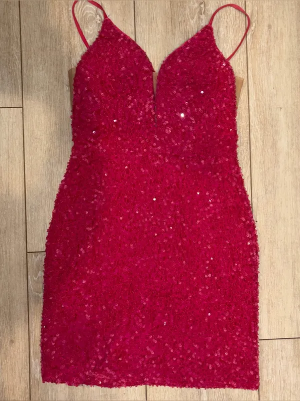 Adorable Alyce 4599 fitted straight dress in fuchsia plush sequins, size 2 - Image 6