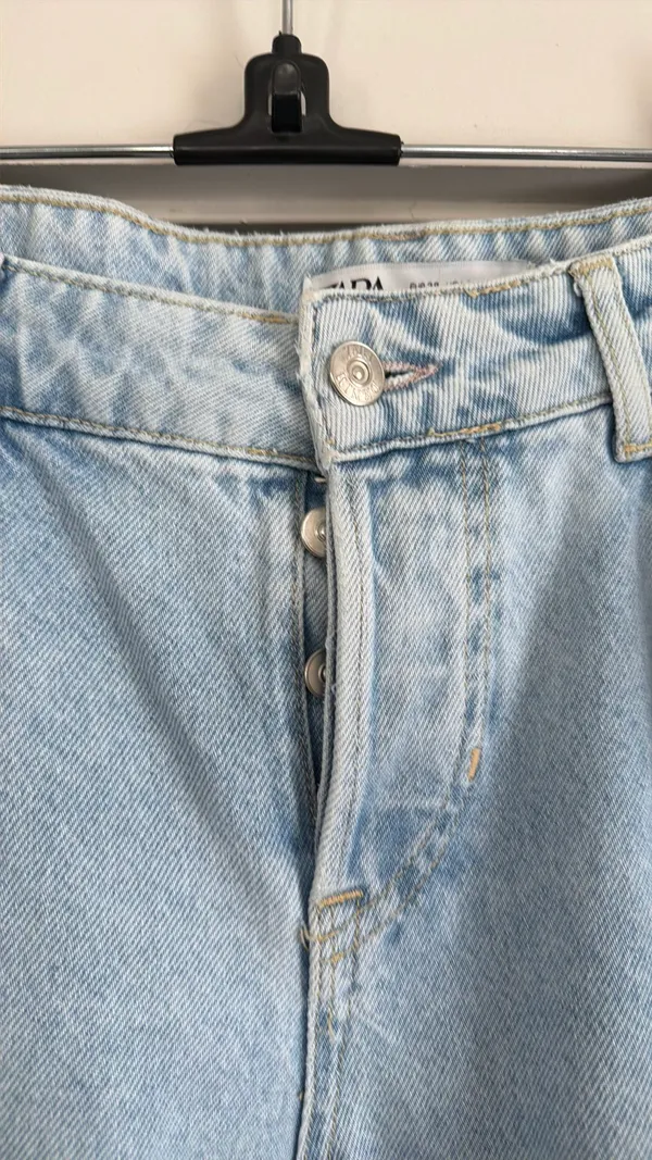 ZARA Jeans Mid-Rise - Image 3