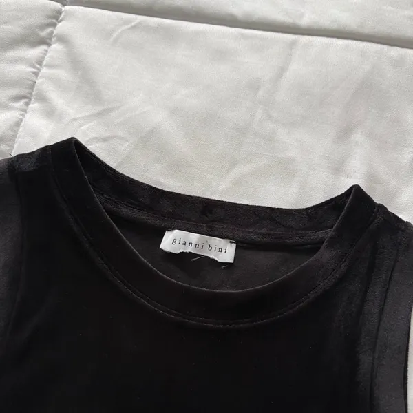 Gianni Bini Black Sleeveless Crop Top High Neck Racerback Tank Grunge Goth - Image 5