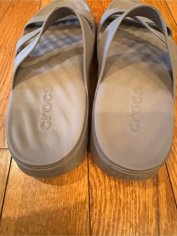 Crocs Women's Getaway Strappy Sandals – Truffle Brown – Size 11 NWOT - Image 3