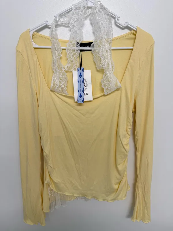 Cider Pale Yellow Long Sleeve Lace-Trim Crop Top - Image 5