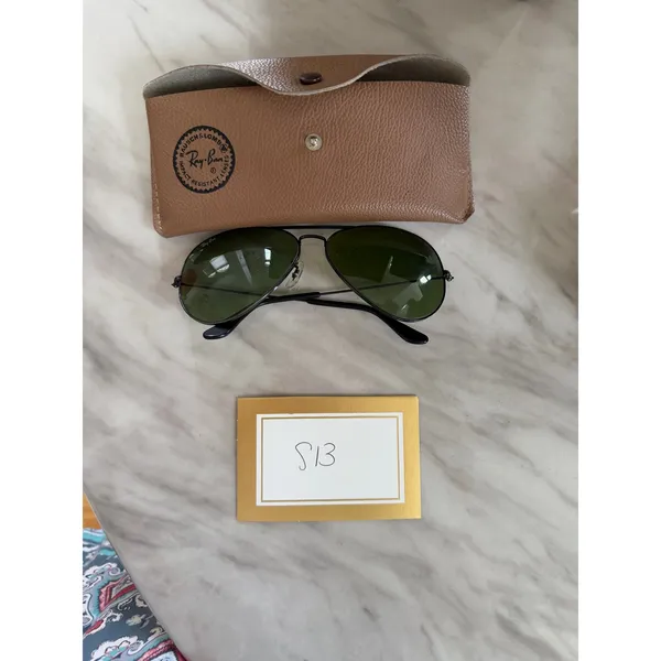Vintage Ray Ban Black Tone Metal Polarized Aviator Sunglasses Flaw - Image 6