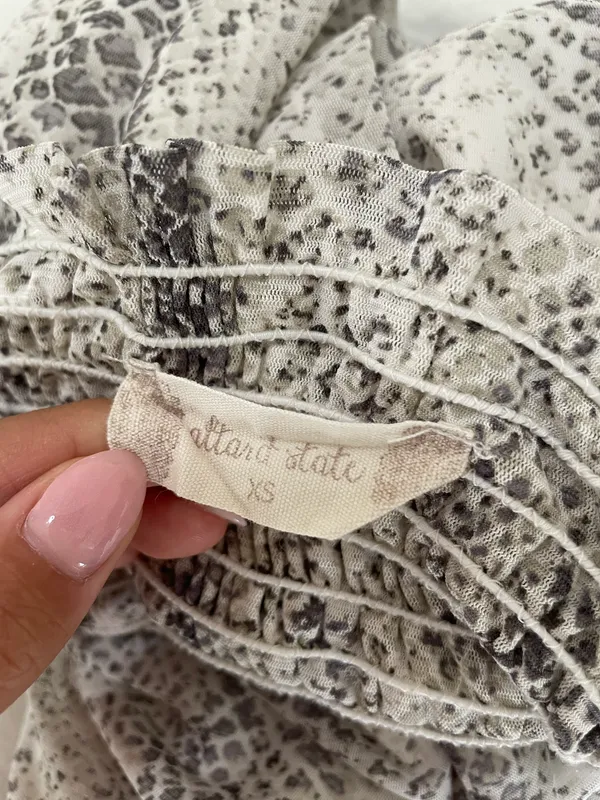Altar'd State Mini Gray Snakeskin Skirt Size XS - Image 2