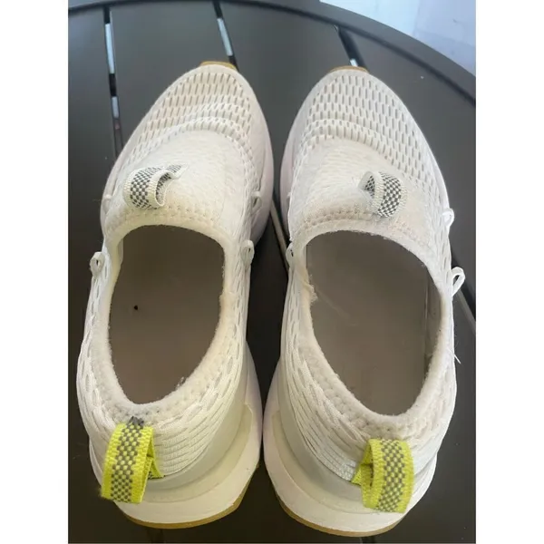 Sorel Kinetic Impact Women’s Size 7 Sneakers Cream/ Yellow Slip on Comfortable - Image 11