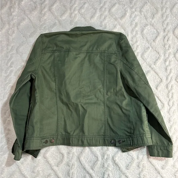 Old navy green cargo jacket large runs very small - Image 2