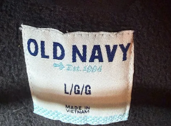 Old Navy Black Puffer Vest Size L/G/G - Image 2