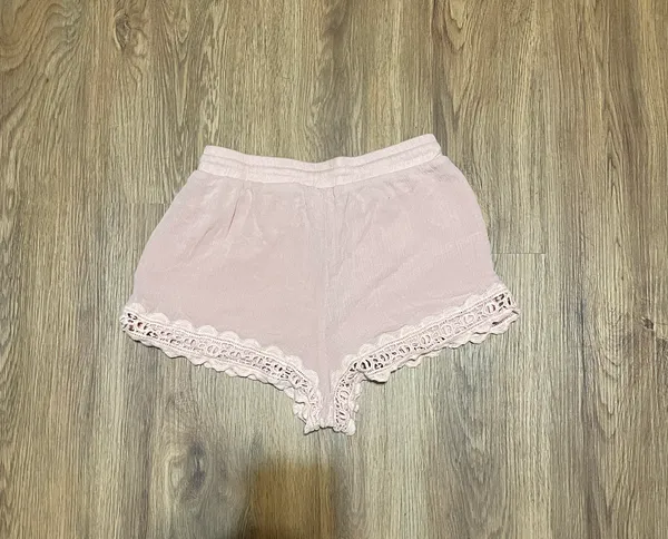 Me to We Pacsun Pink Shorts - Image 3