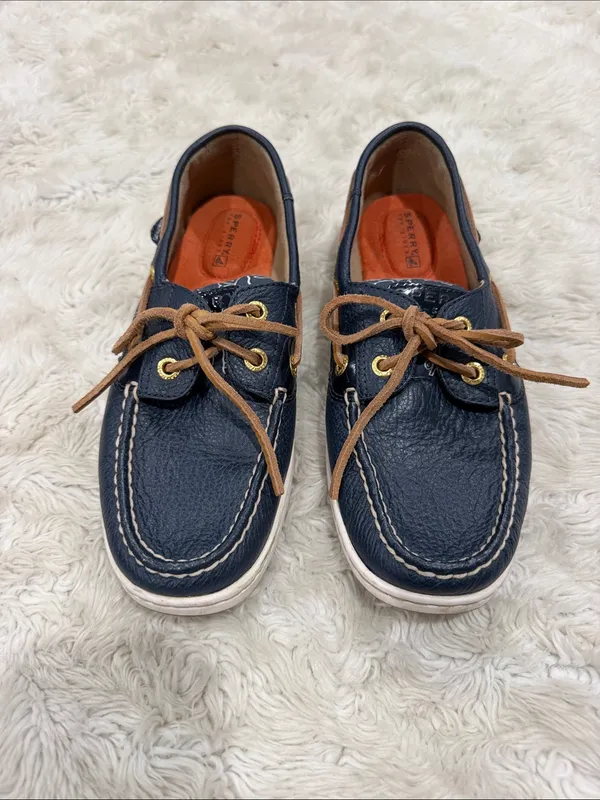 Sperry Navy Leather Boat Shoes loaders with Brown Laces Woman’s Size 6 - Image 2