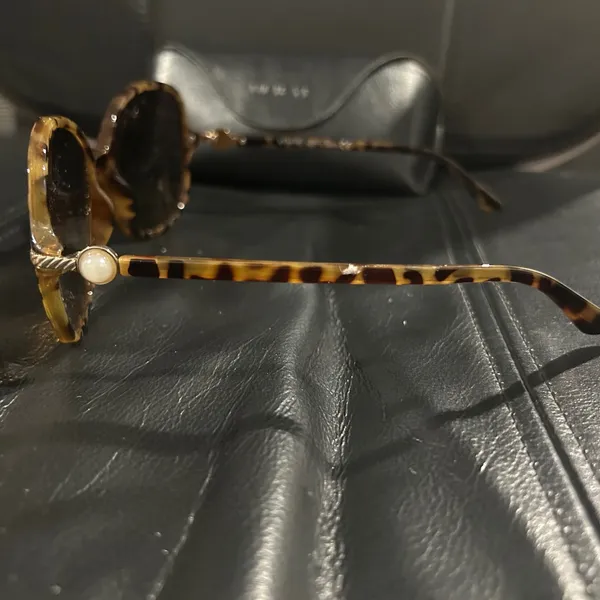Boots Tortoise Shell Sunglasses Brown - Image 5
