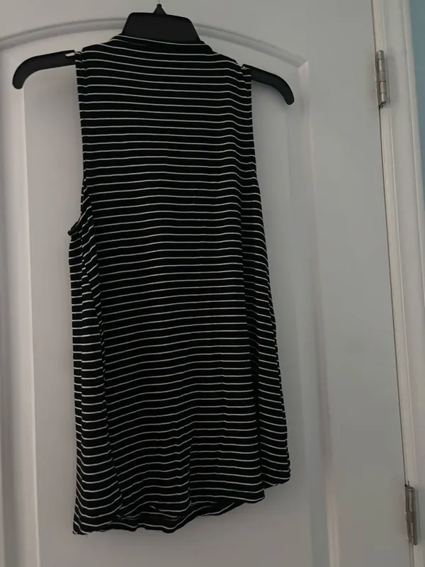 American Eagle Long black and white tank - Image 3