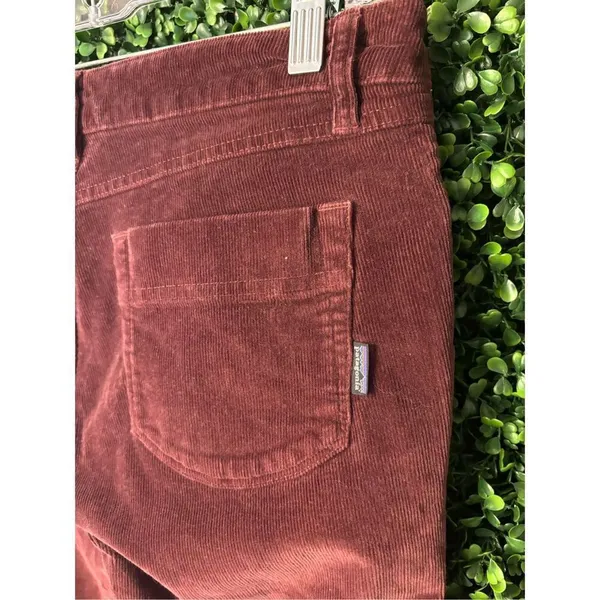 Patagonia Women’s Maroon Corduroy Pants Size 30 - Image 3